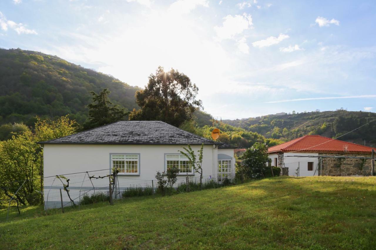 Villa Casa Dodo à Castro Caldelas Extérieur photo